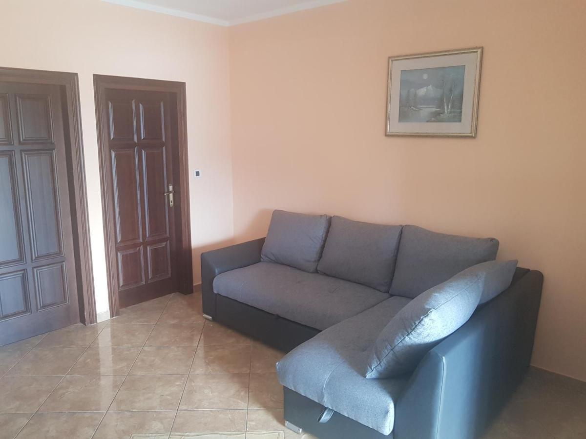 Apartments Villa Sandra Опатия Екстериор снимка