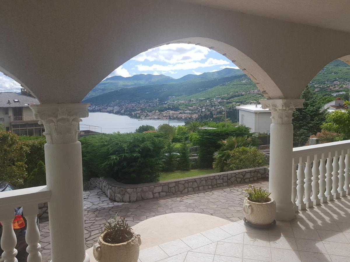 Apartments Villa Sandra Опатия Екстериор снимка