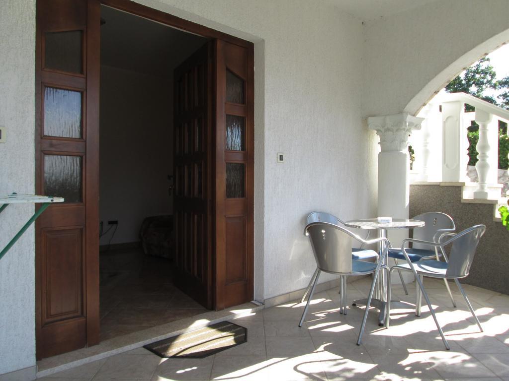 Apartments Villa Sandra Опатия Стая снимка